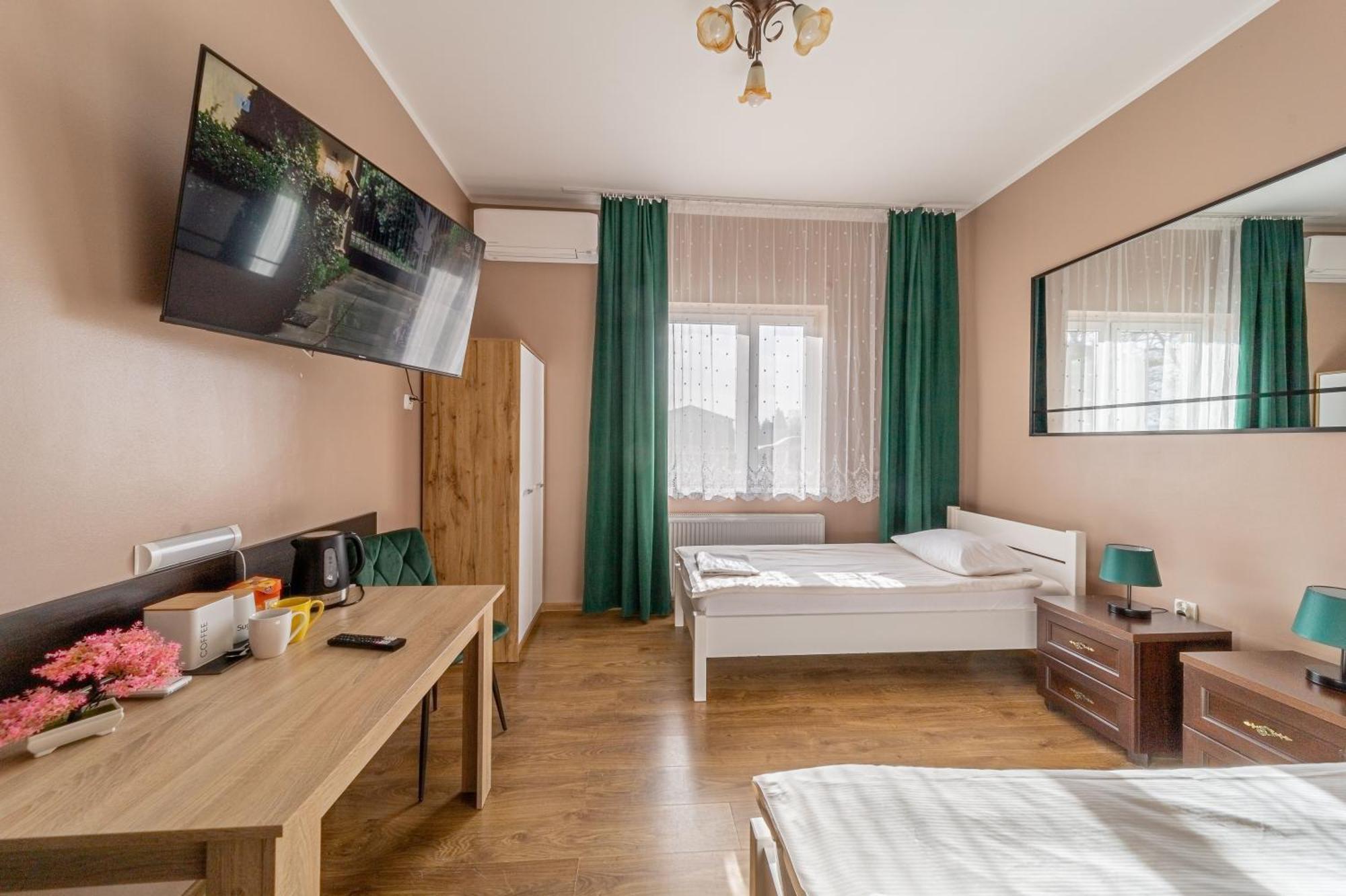 Motel "Plomyk" Kunowice Luaran gambar