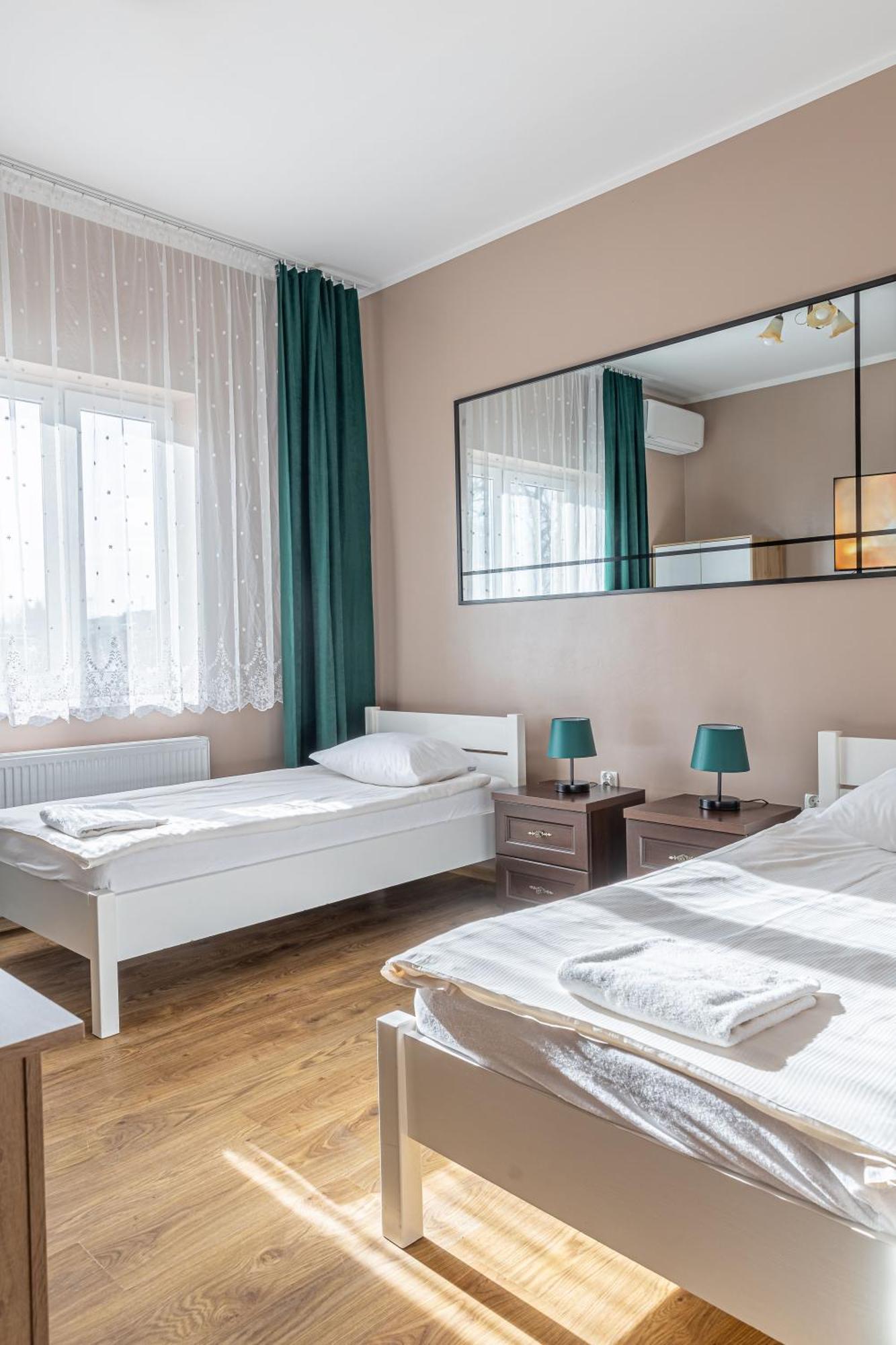 Motel "Plomyk" Kunowice Luaran gambar